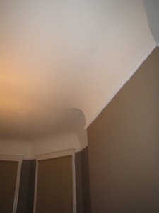 Yup, the ceilings and molding are painted as well